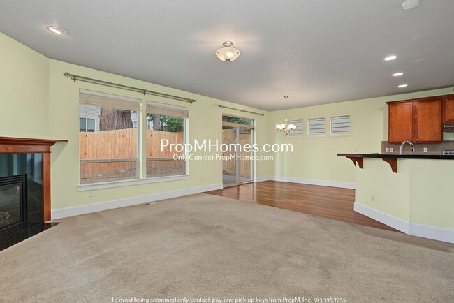 Photo - Beautiful Three Bedroom Home in Bethany - Available Now!