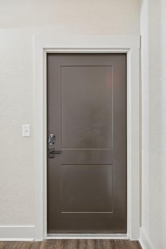 Photo - 120 N Main St