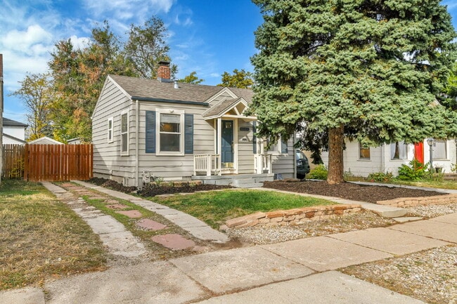Photo - 3 Bedroom 2 Bathroom Home Available August 7th!