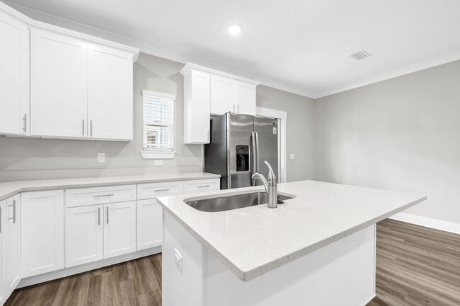 328 Date Palm Ln