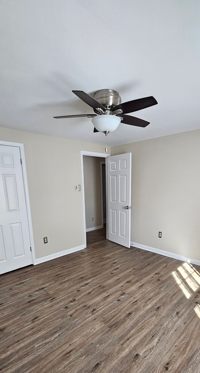 Photo - 17519 Longview Ln