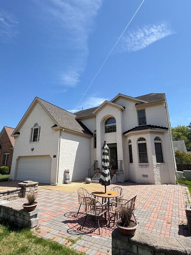 Photo - The Greenlands