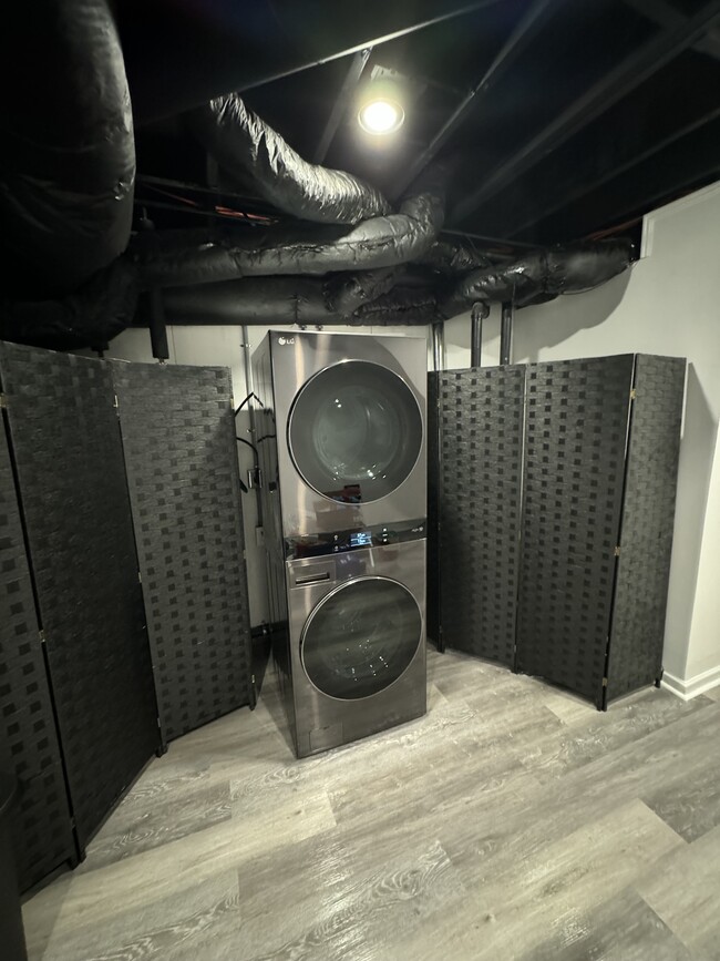 Photo - 2355 Virginia Pl NE Unidad Basement Apartment