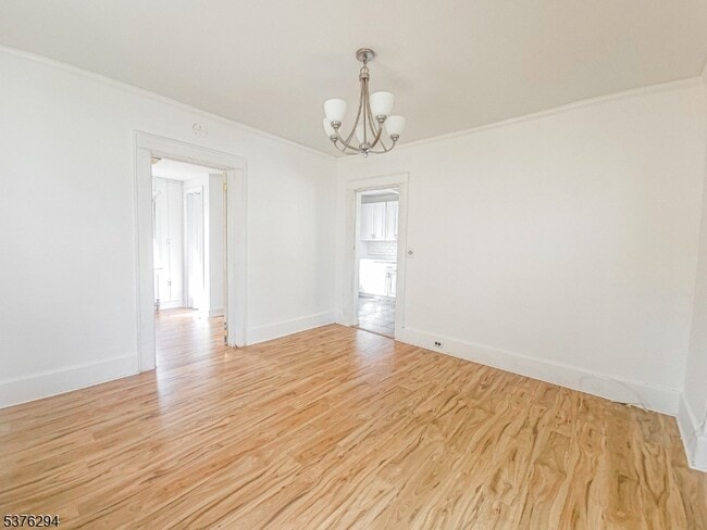 Photo - 17 Fritz St