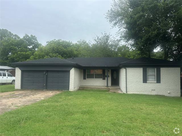 Building Photo - 3625 Sheridon Dr Rental