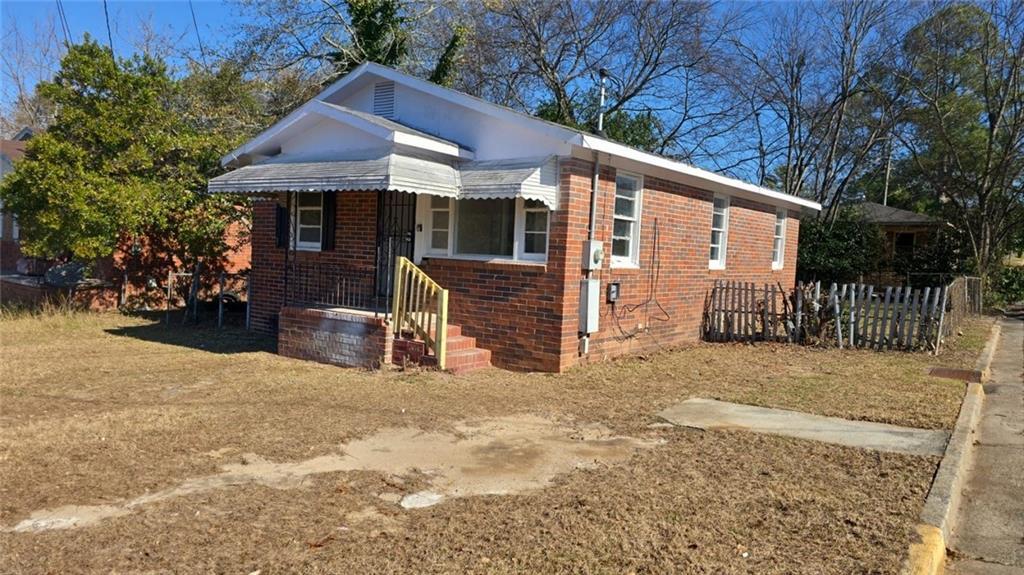 Photo - 754 Grayson Ave