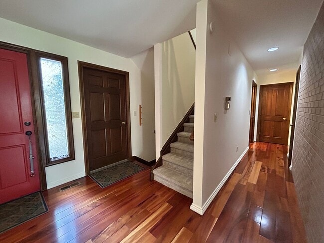 Photo - Gorgeous 4 Bedroom Townhome Steps from Boulder Country Club