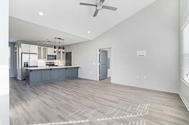 kitchen - The Pointe North Hills