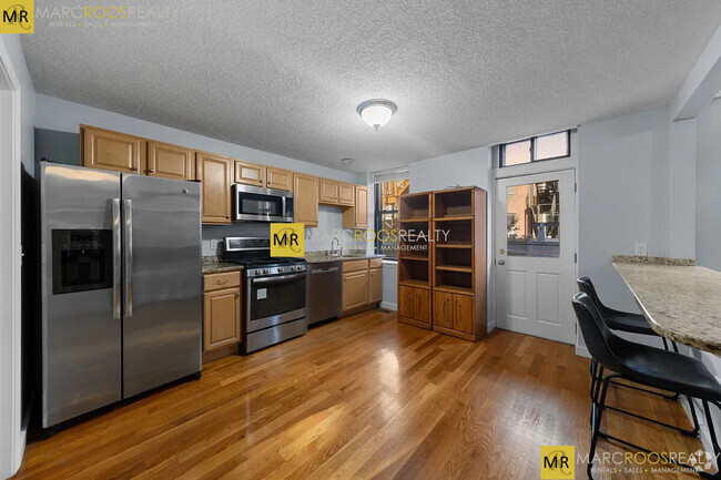 Building Photo - 192 Athens St Unit #1 Rental