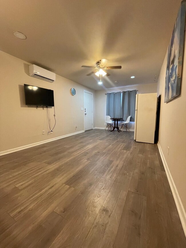 Photo - 3407 32nd St