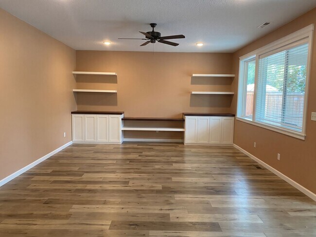 Photo - 11401 NW 325th Ave