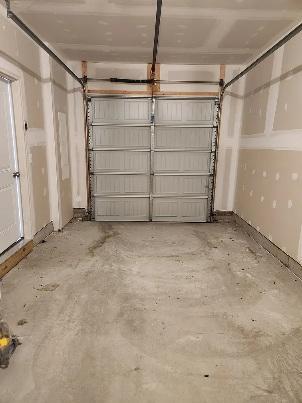 Photo - 92 Mossdale Blvd