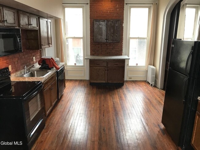 Photo - 821 23rd St Unit 1st Floor