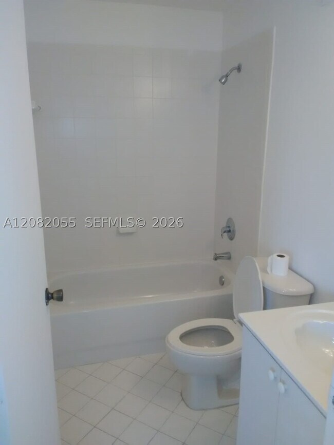 2910 SE 13th Rd Unit 204-44