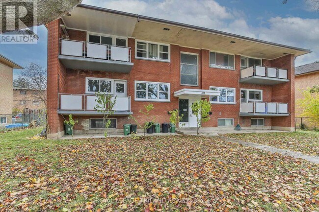 Photo - 358 Hilton Ave Unit 2