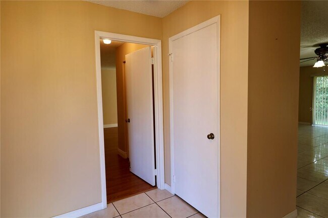 Photo - 10322 Manila Bay Dr