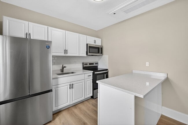 Building Photo - 91 Francis St Unit 2