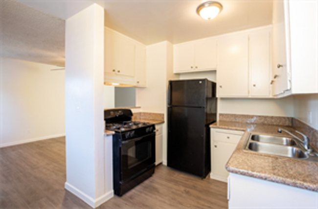 Photo - South L.A. Charm — Secure Apartments Near ...