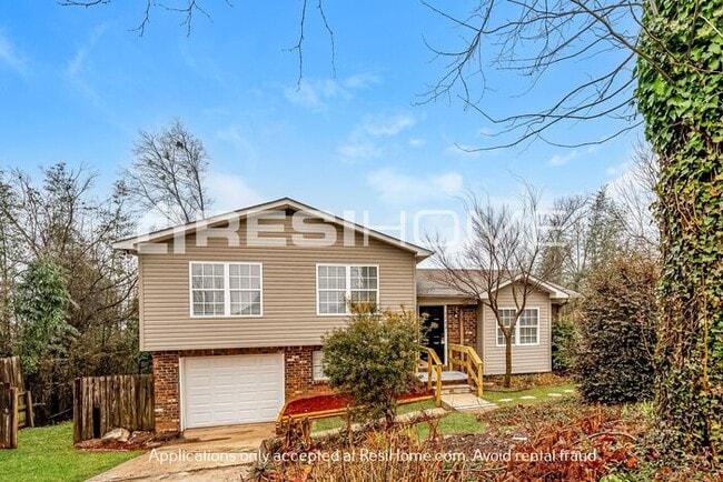 Building Photo - 5088 Rick Dr