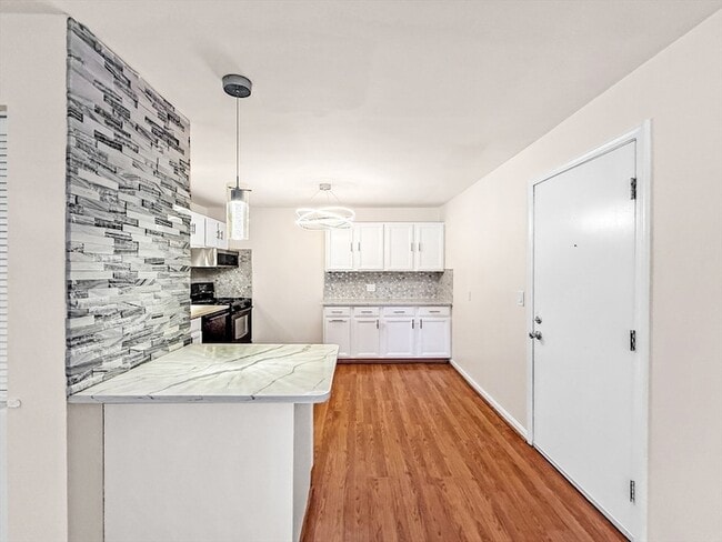 Photo - 6 Venice St Unit B3