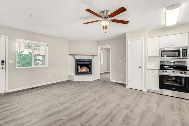 Photo - 2456 E Willamette Ave