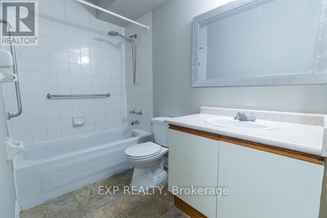 Photo - 575 Lake St Unit 207
