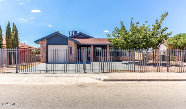 Photo - 14217 Thayer Pease Ave