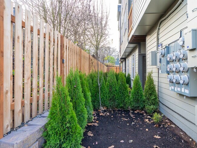 Photo - Stafford Apartments