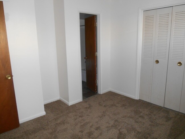 Photo - Campus View Apartments