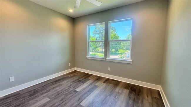 Photo - 700 Ebenezer Ln