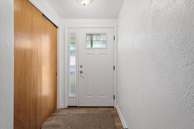 Photo - 3635 Poplar Ave