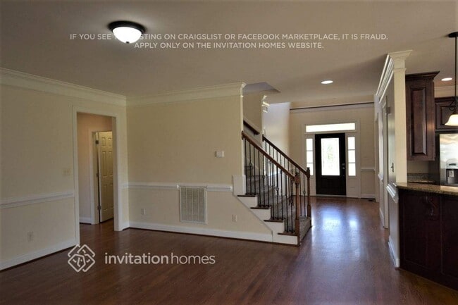 Photo - 15 Sun Tree Ln