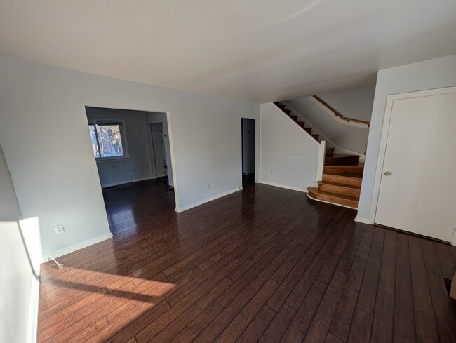 Photo - 515 Prince Albert St