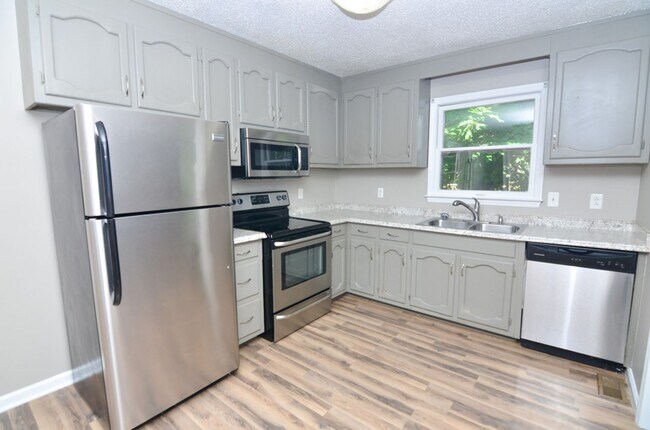 Photo - 325 Shirley Rd