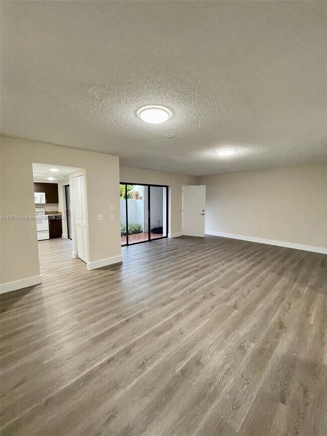 Photo - 8251 SW 157th Ave Unit 106