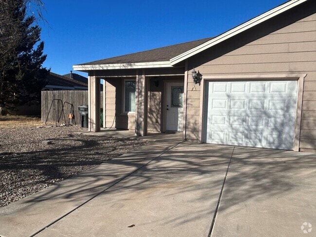 Building Photo - 91 Bent Tree Rd Unit 91 Bent Tree Rd  A Rental