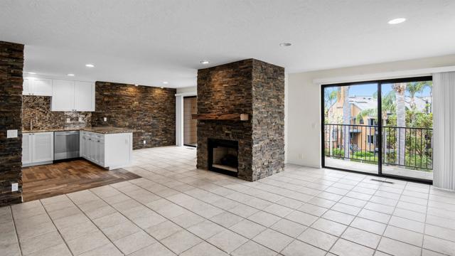 Photo - 812 Kalpati Cir Unidad E