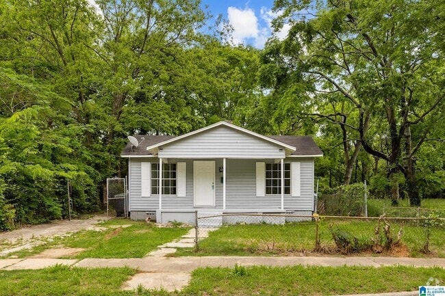 Building Photo - 7213 Naples Ave Rental