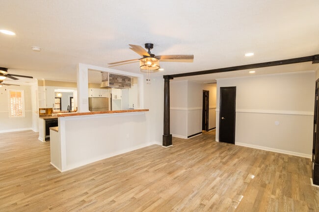 Photo - 6513 Rocky Ford Rd