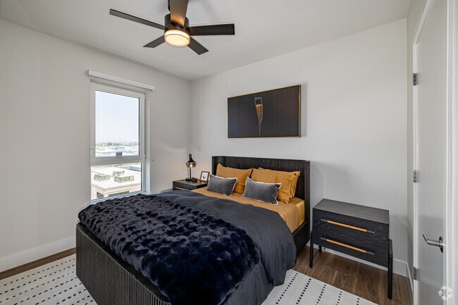 2BR, 2BA - 1,039SF - Bedroom