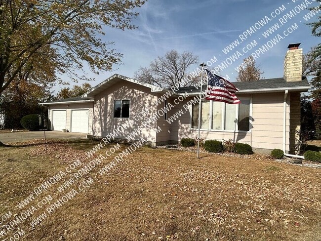 Building Photo - 605 4th Ave Rental