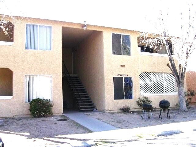 Building Photo - 2785 Twistingbow Ln Unit C Rental