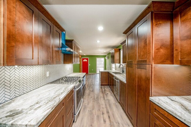 Photo - 1247 Common Park Dr Casa