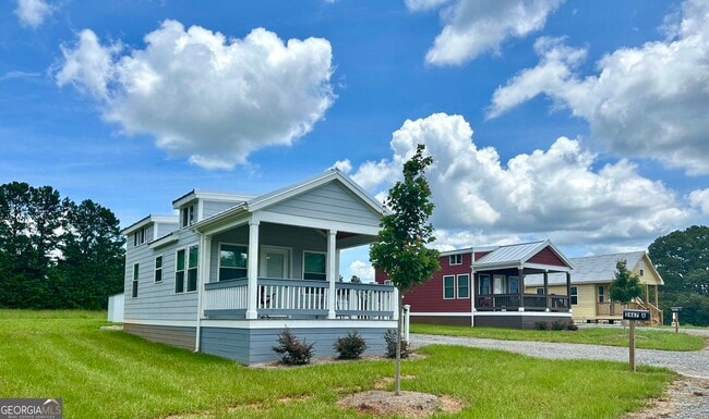 Photo - 2467 Smith Rd