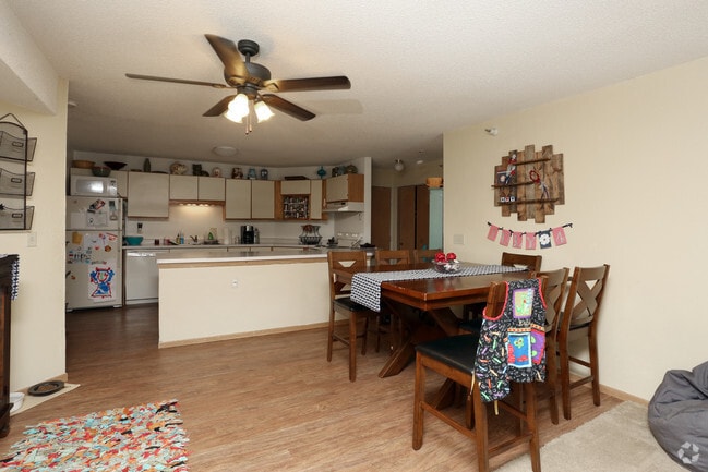 Photo - Linnet Circle Apartments