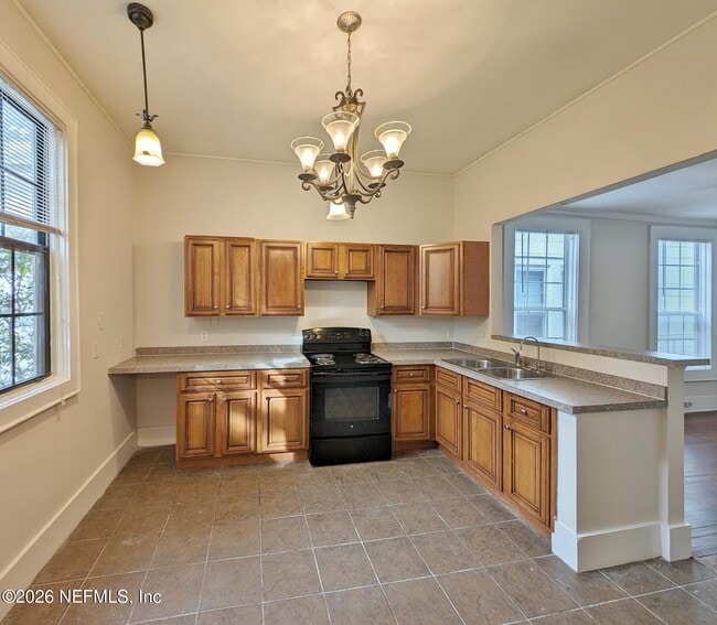 Photo - 424 Walnut Ct