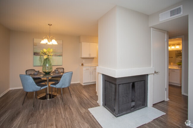 1HAB, 1BA - 800ft²