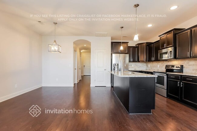 Photo - 1961 Newark Ln