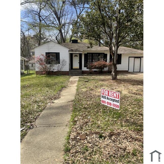 Building Photo - 4865 Maplewood Dr Rental