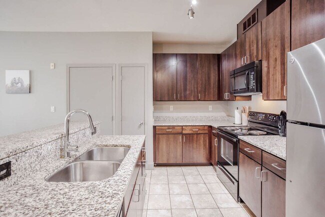 Photo - 121 E Freedom Way Unidad ID1257390P